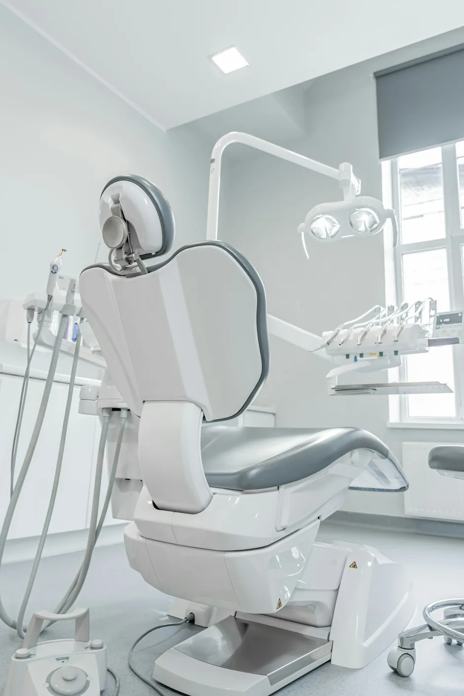 Best Dental Clinic in Paharia for RCT, Implants & Smile Makeover